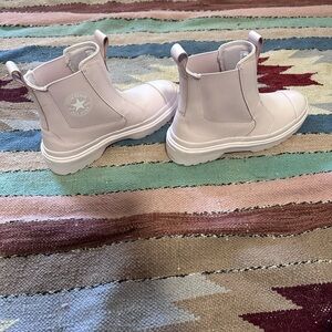 Converse Kids Light Pink Boots